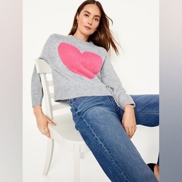 NWT Old Navy Cropped Crew-Neck Sweater large heart pink - Picture 1 of 7